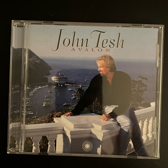 John Tesh
Avalon - Picture 1 of 4